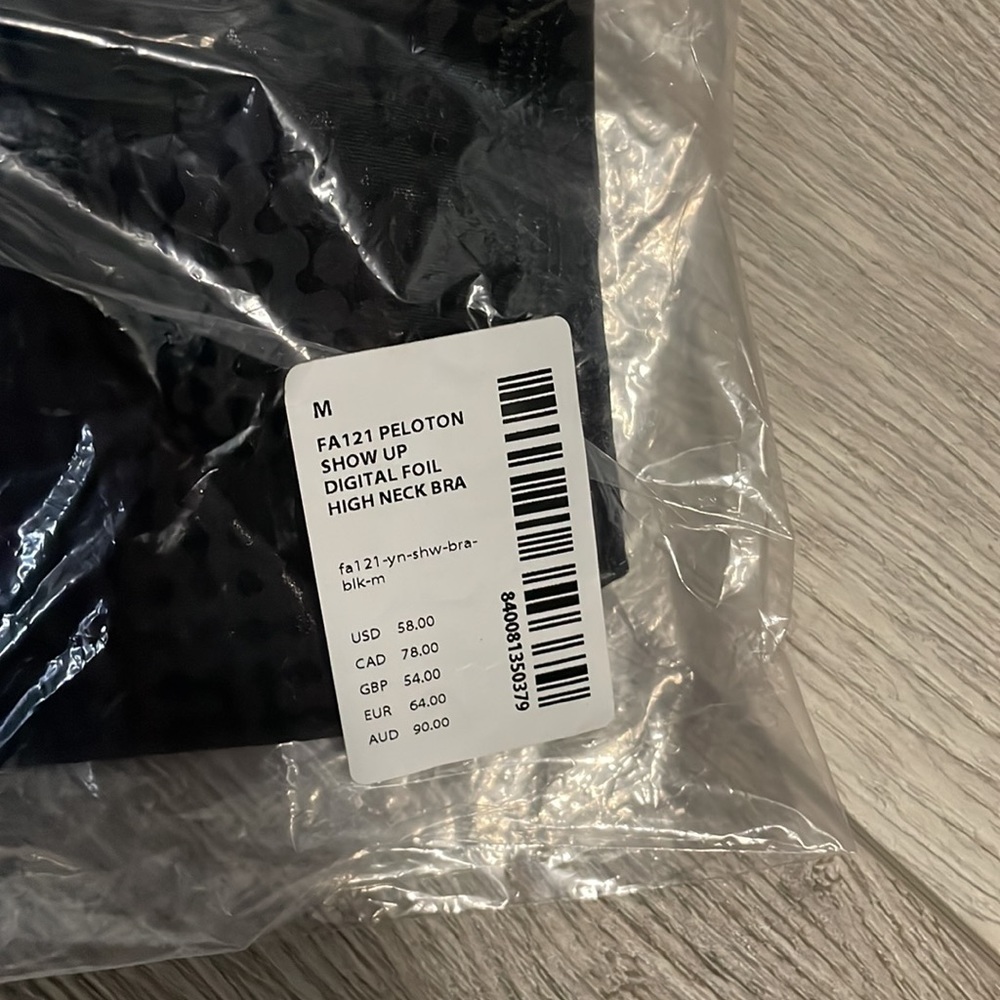 NWT RARE find! - Picture 4 of 5